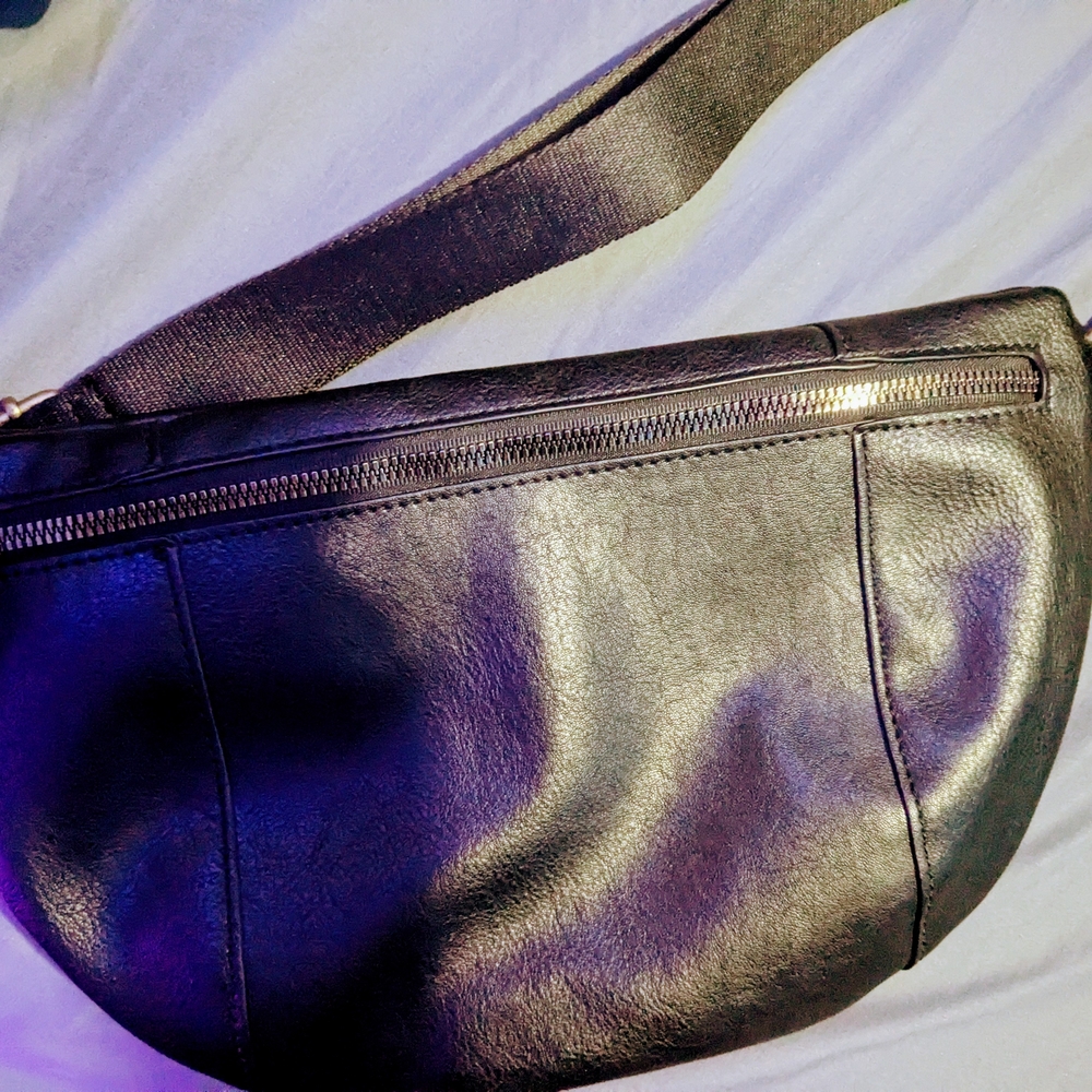 💢SOLD  ⬇️Sonoma Black Half Moon 🌛Crossbody Bag Nwot!